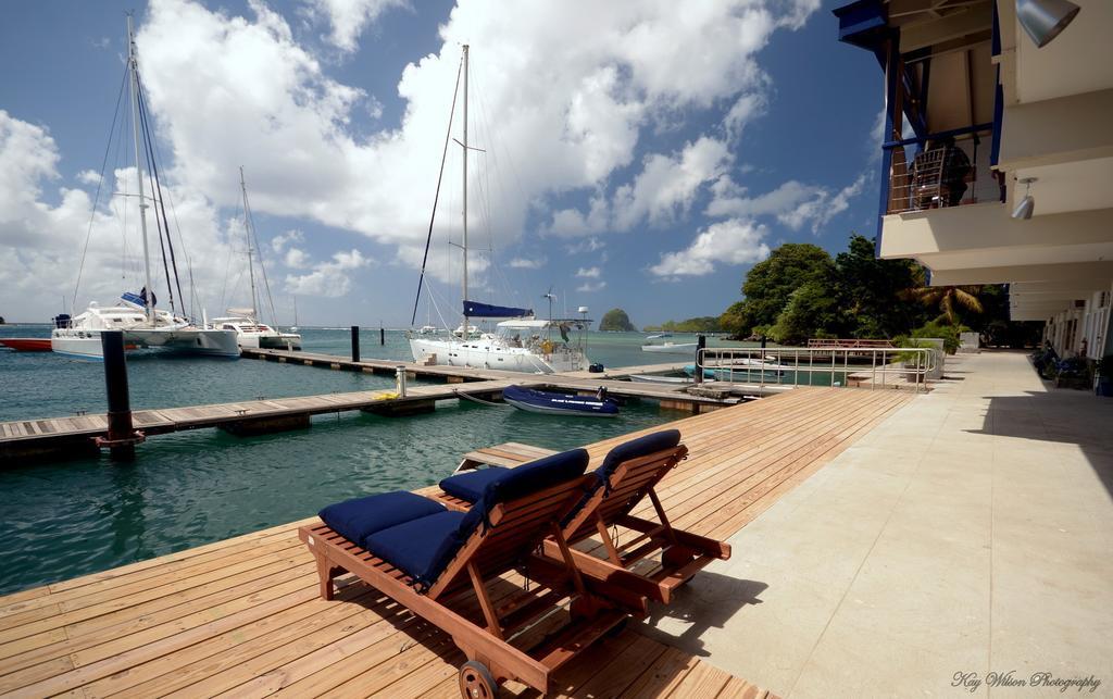 Blue Lagoon Hotel And Marina Ltd Кингстаун Екстериор снимка