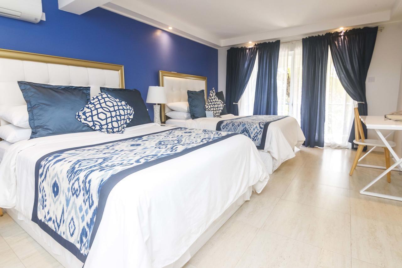 Blue Lagoon Hotel And Marina Ltd Кингстаун Екстериор снимка