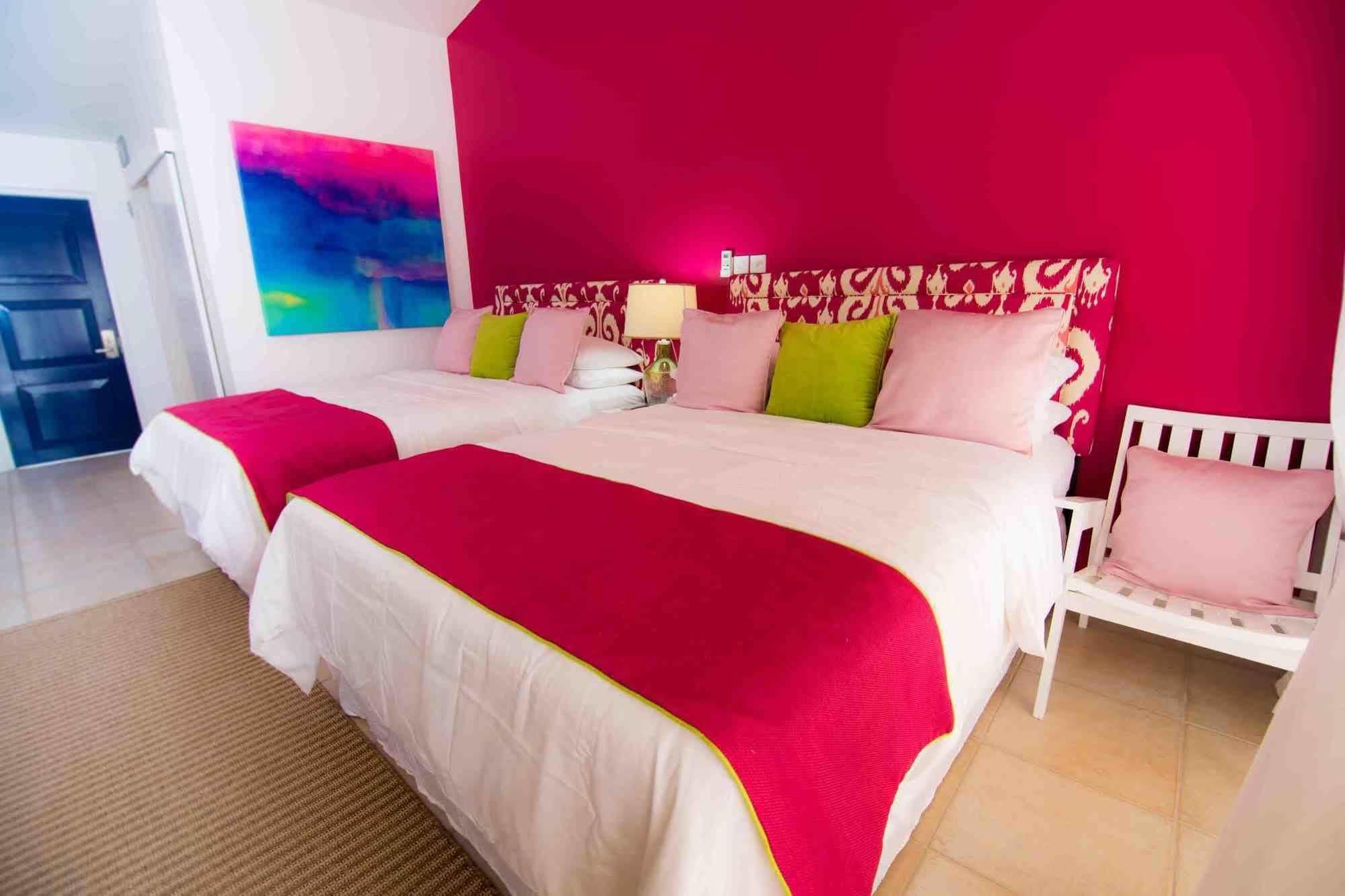 Blue Lagoon Hotel And Marina Ltd Кингстаун Екстериор снимка