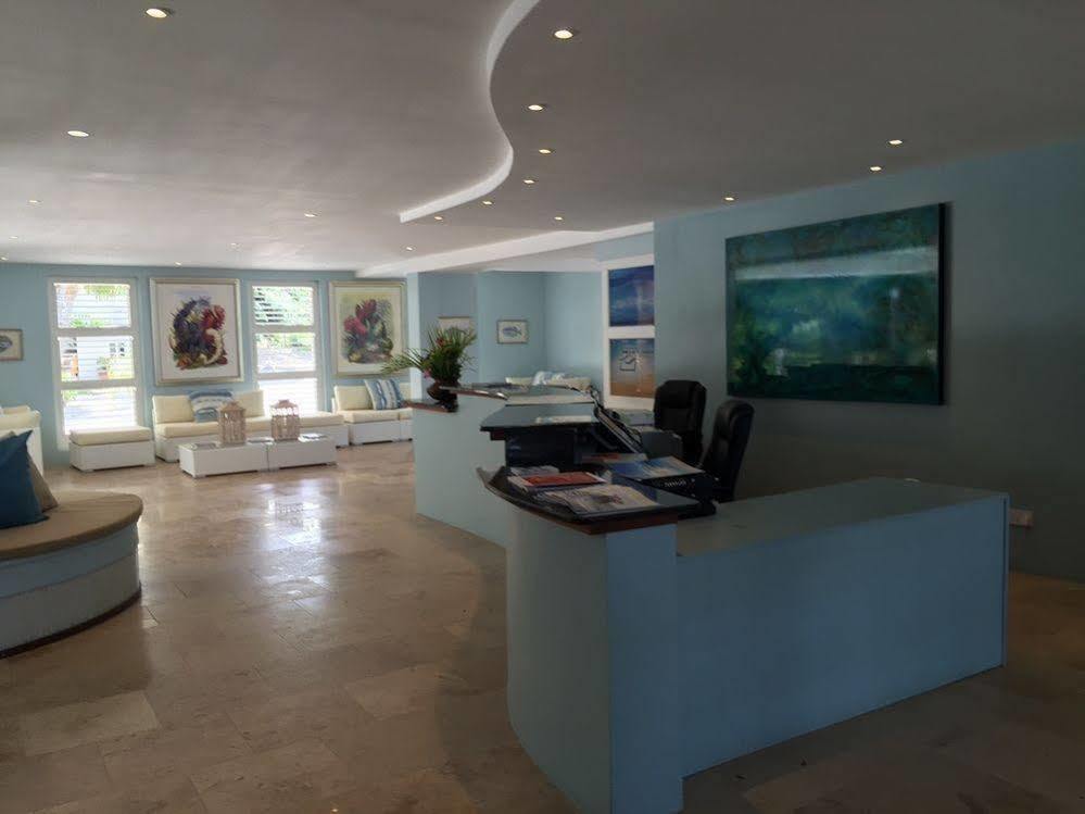 Blue Lagoon Hotel And Marina Ltd Кингстаун Екстериор снимка